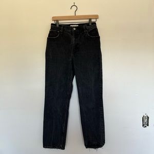 Black Abercrombie And Fitch 90s Straight Ultra High Rise in Women’s 28/6xs Curve